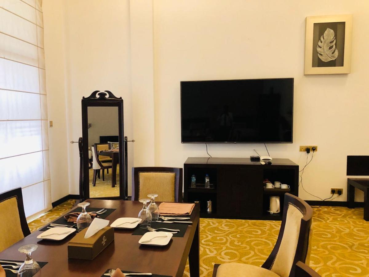Grand Tamarind Lake Kataragama Ngoại thất bức ảnh